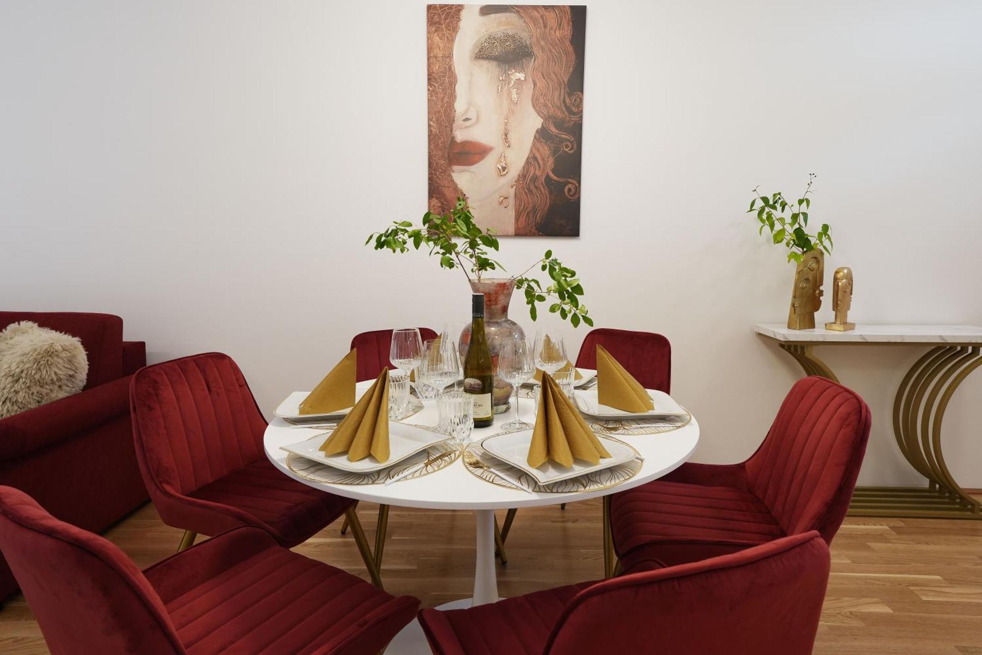 Modern Design Meets Green Comfort - Stay In Style At Carl'S Design Residences L Parking & Great Connection To City Center Βιέννη Εξωτερικό φωτογραφία